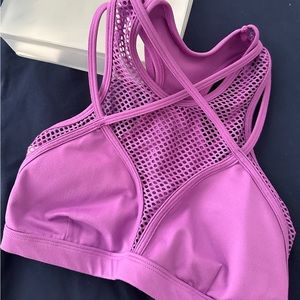 Bombshells Sportswear Mohawk top orchid S